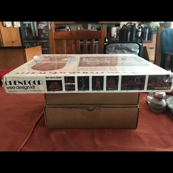 Circa 1974 Open Door Antique Car Wire Design Kit. One of a Kind. - Picture 2 of 8